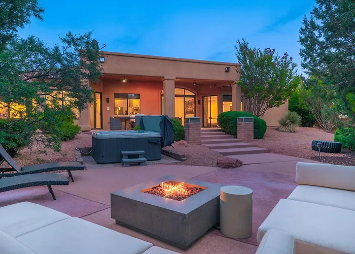 Amazing Luxury With Hot Tub & Views Holiday home